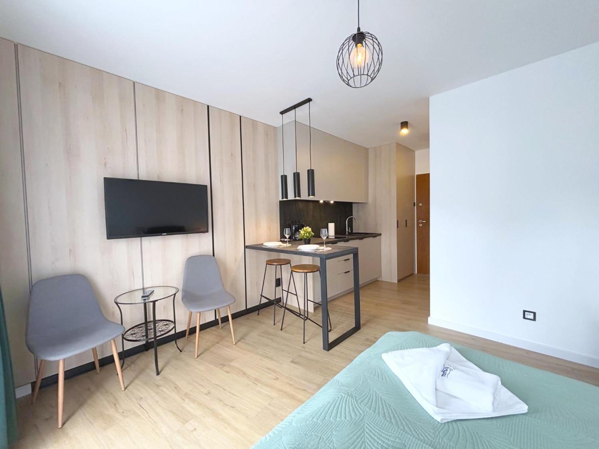 Apartamenty Bryza 슈비노우이스쳬 외부 사진