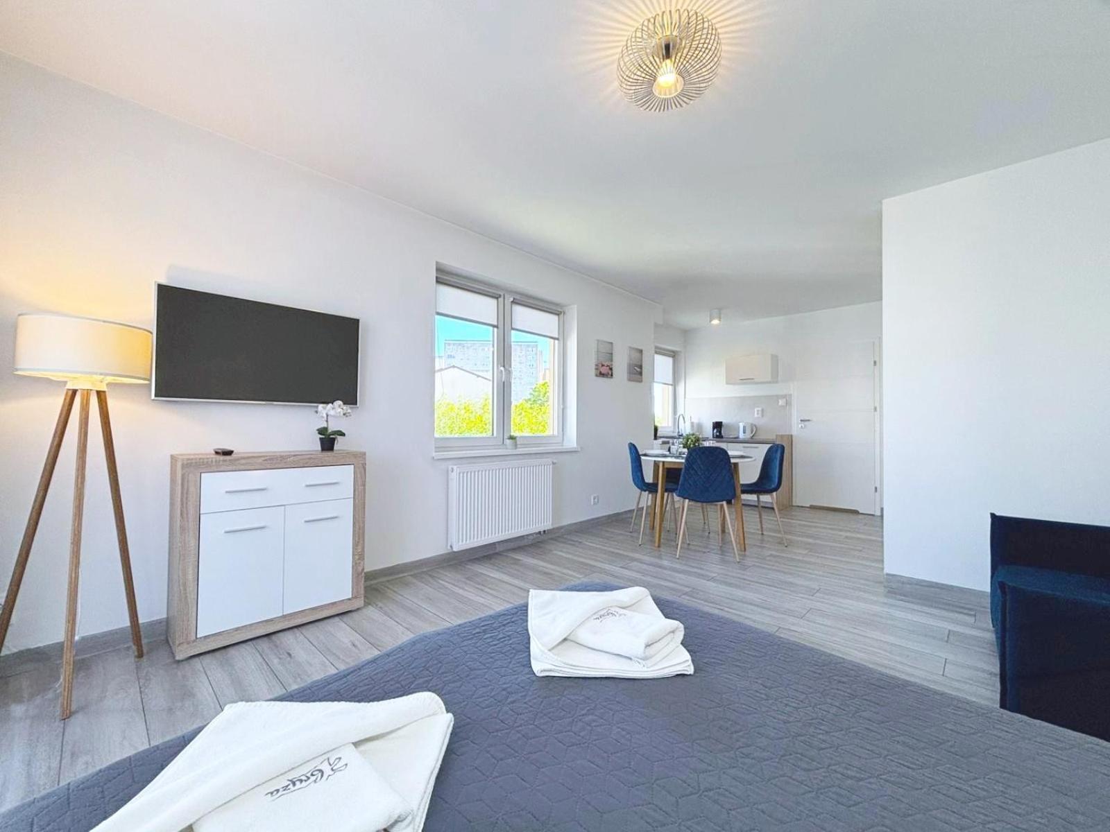 Apartamenty Bryza 슈비노우이스쳬 외부 사진